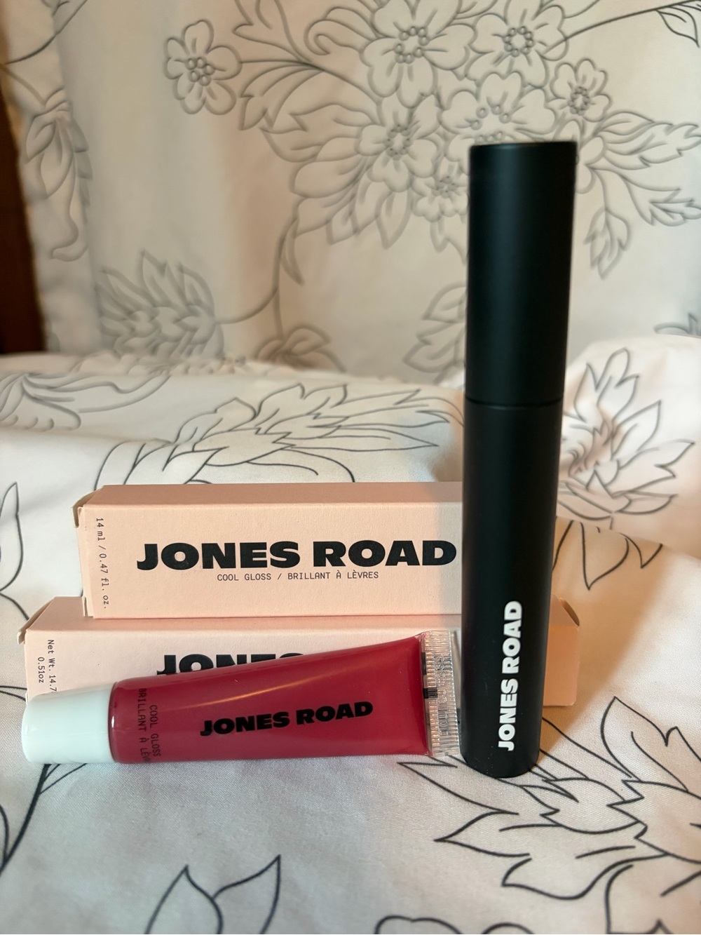 Jones Road Lip Gloss & Mascara Set - Rosy Idylle and Black Mascara